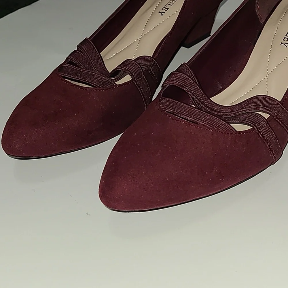 LAURA ASHLEY‎ HEELS 7M LA-ORIEL